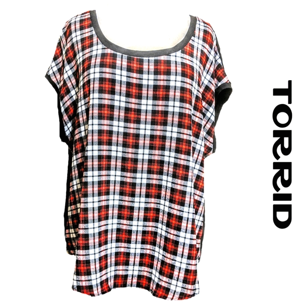 3/$15 TORRID Plaid shirt sleeve blouse (1X)